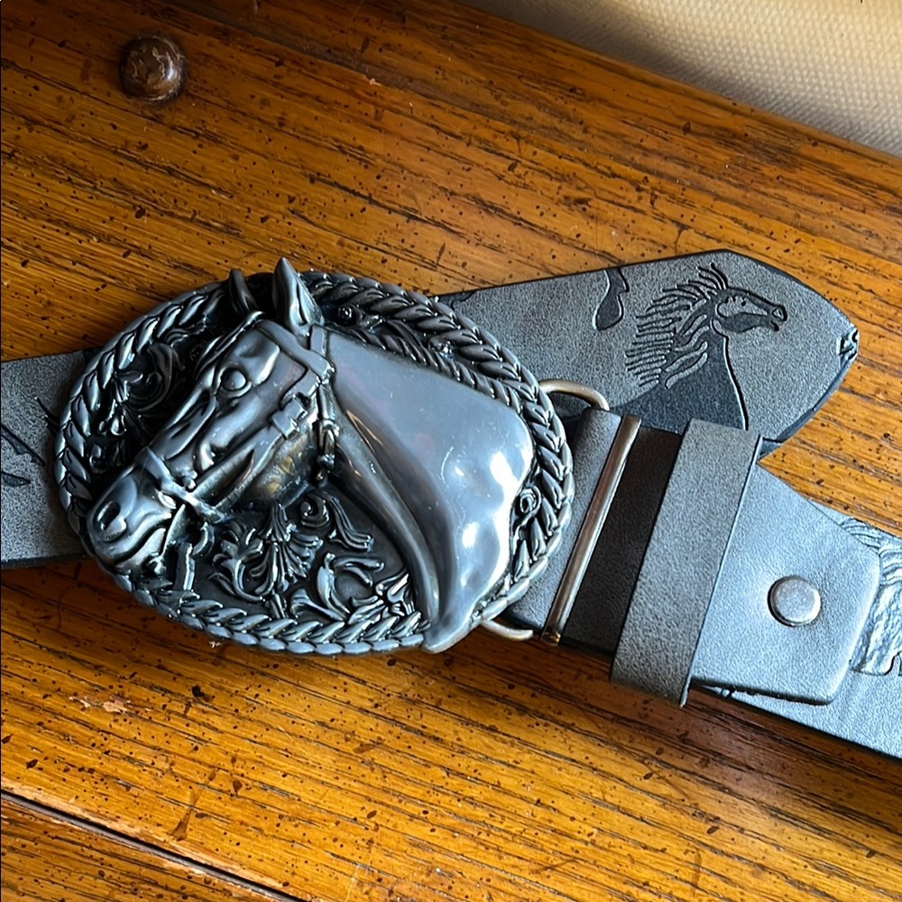 Gray Belt with Adjustable Strap and Metal Horse Clasp